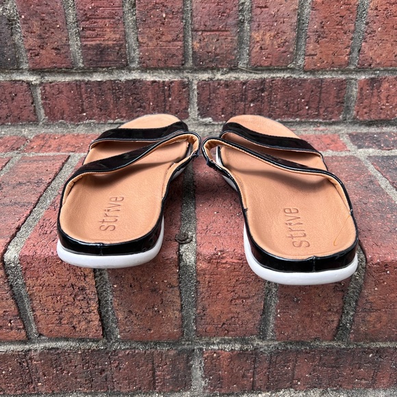 Strive black slip on orthotic sandals. Arch support Size 9 1/2-10 - Picture 7 of 10
